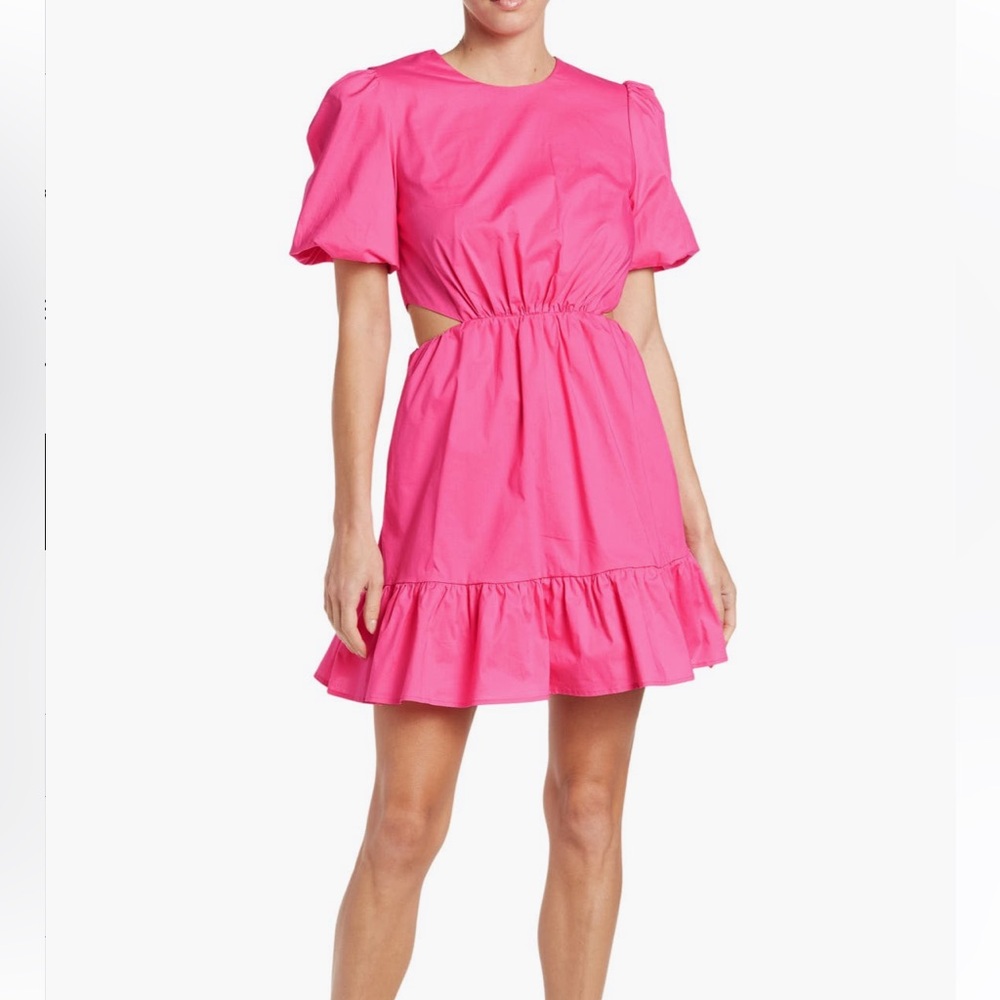WAYF Cutout short sleeve